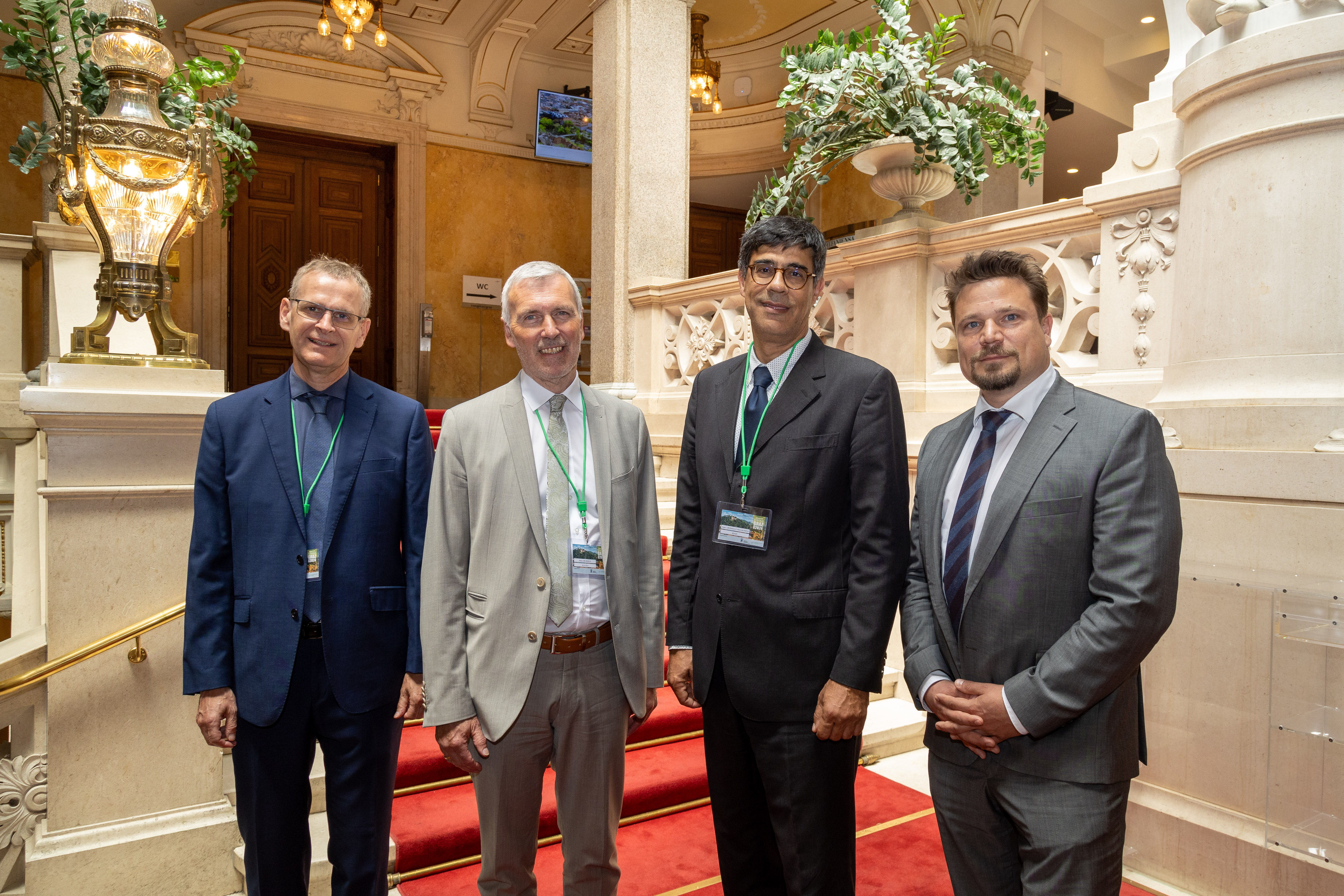 v.l.n.r: Edgar Thinnes (Leiter des EURORAI-Generalsekretariats), Heinz Drobesch, Joan Rosselló Villalonga, Werner Sedlak © Foto Frankl, honorarfrei