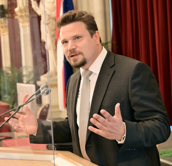 „Stadtrechnungshof-Direktor Sedlak: Präsentation des Tätigkeitsberichtes 2021 (Foto: © Christian Jobst/PID; Video: © Stadt Wien )